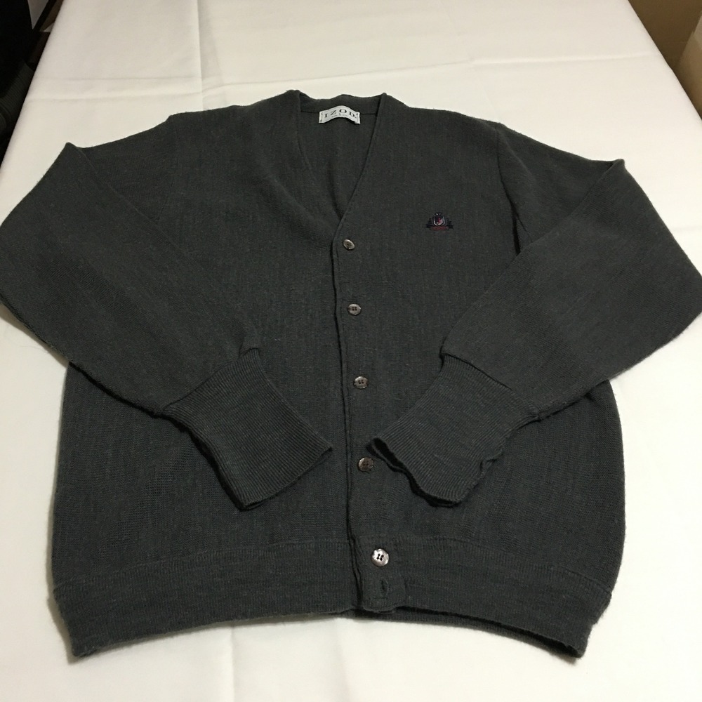 Vintage IZOD Cardigan Sweater Mens Large Gray V-Neck Button Front Made in USA